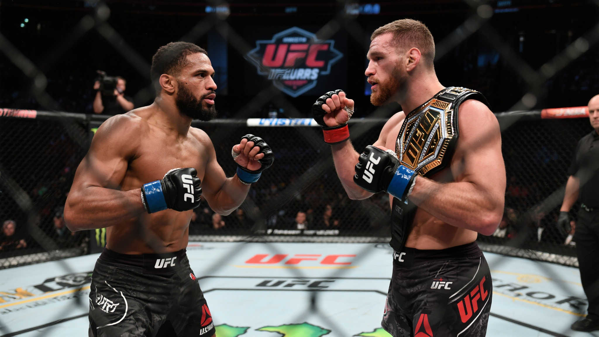 巅峰对决!TUF宿敌再聚UFC冠军战,弗朗斯气势如虹! 巅峰对决!TUF宿敌再聚UFC冠军战,弗朗斯气势如虹!